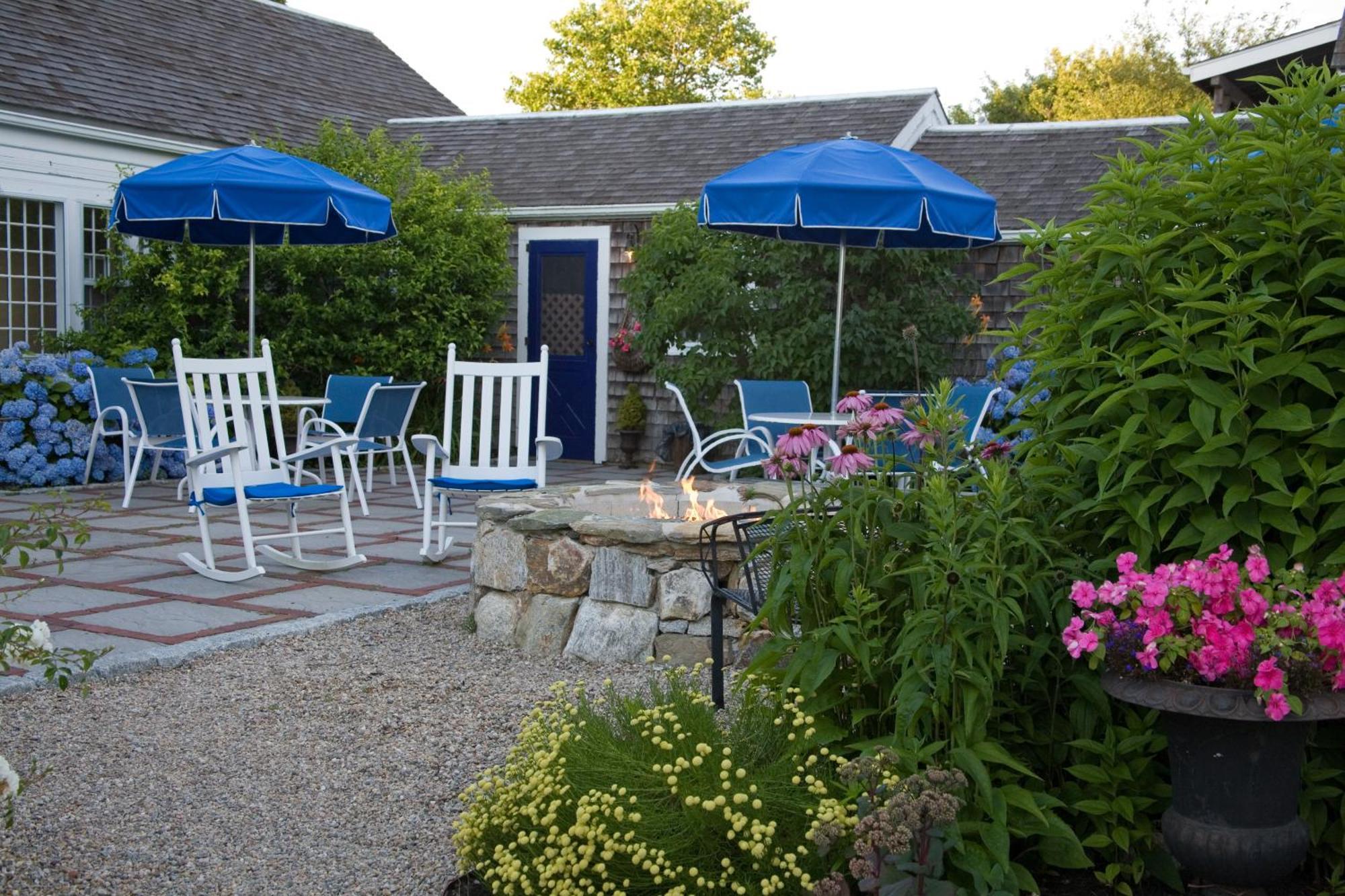 Ship'S Knees Inn East Orleans Екстериор снимка